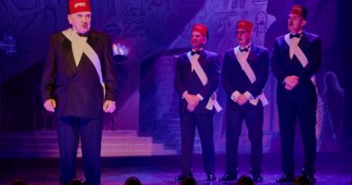 Ørkenens Sønner har igen fingeren på pulsen – undskyld pølsen