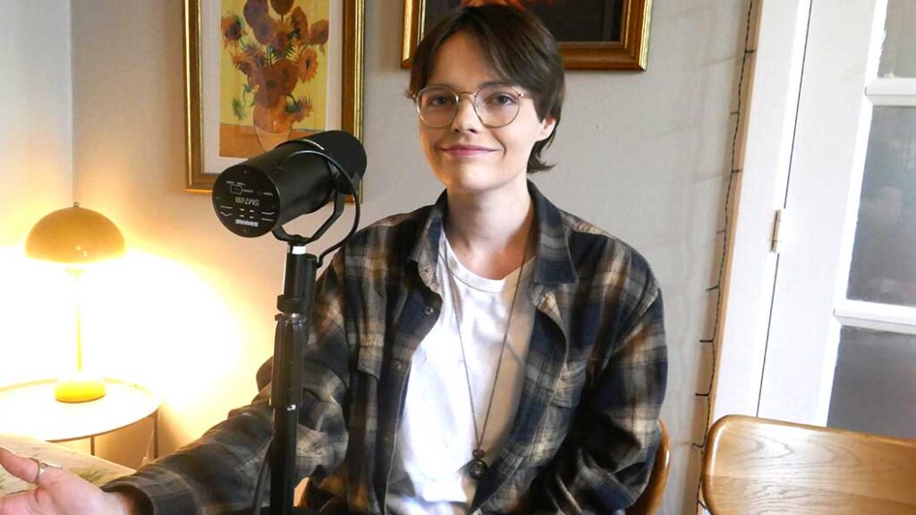 Når jeg skar i min hånd, kunne jeg mærke mig selv