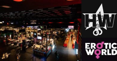 Homoware klar til Erotic World: Lækre fyre, fantasy dildoer og fetich udstyr i rigelige mængder