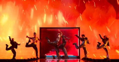 Dansk Eurovision-feber: Søren Torpegaard Lund imponerer alt og alle ved første prøve ​
