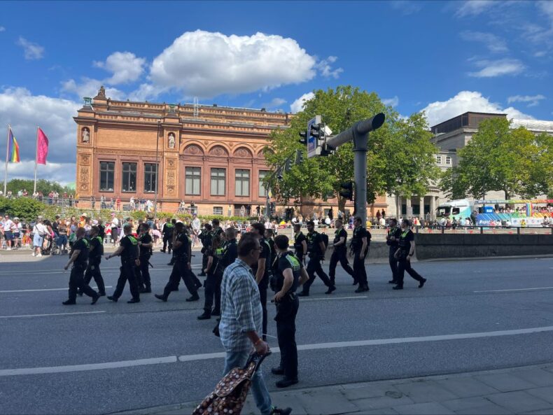 Synlighed blev svaret, da Hamborg gik til Pride