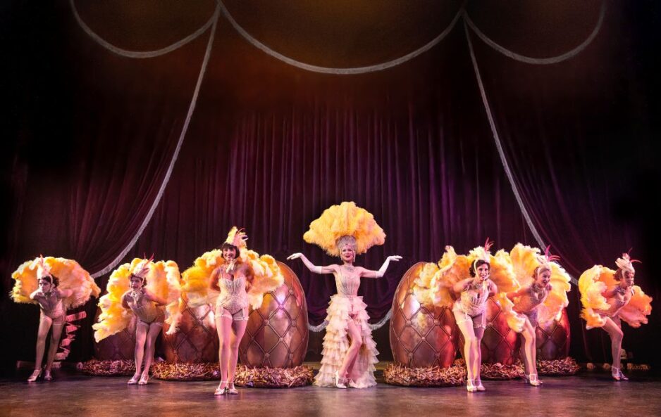 Det Ny Teaters Guys and Dolls imponerende flot