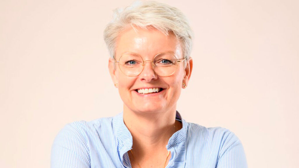 Joan Lysholdt hjælper LGBT+ unge med ondt i livet
