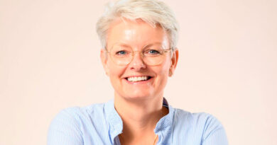Joan Lysholdt hjælper LGBT+ unge med ondt i livet