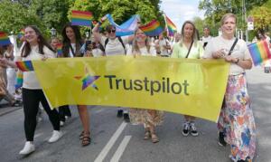 CopenhagenPrideParade2022-FotoBertSvaleboelle-L1010499